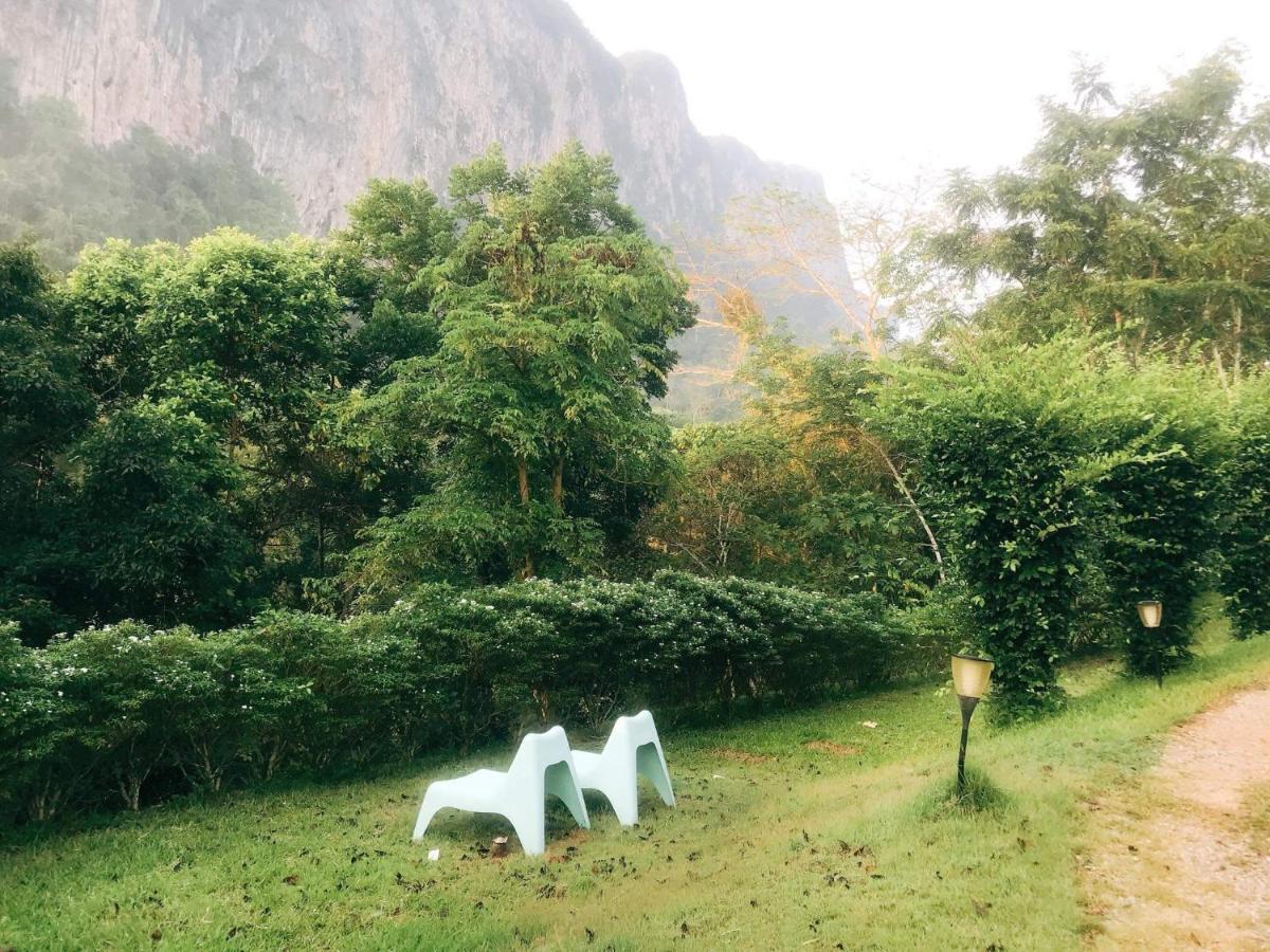 Bansuanphutarn Hotel Ban Pha Saeng Lang ภายนอก รูปภาพ